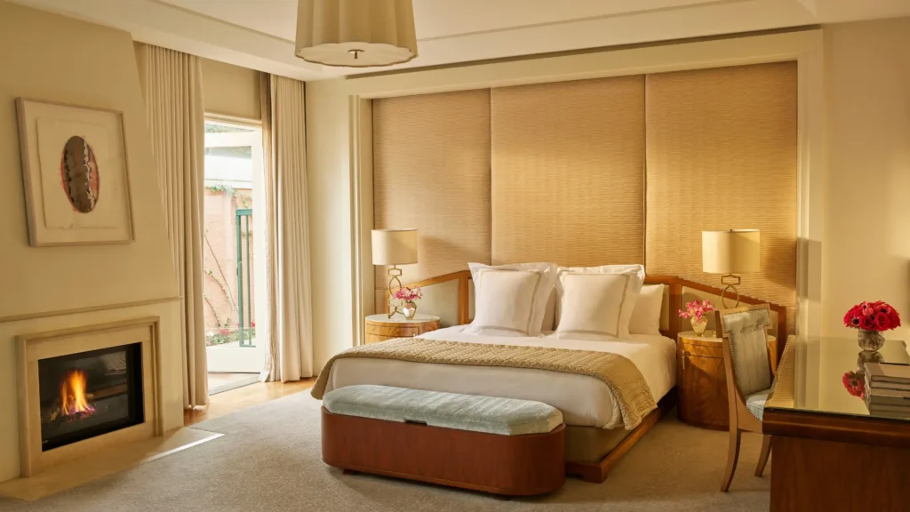 Habitación de The Beverly Hills Hotel en Beverly Hills, California.
